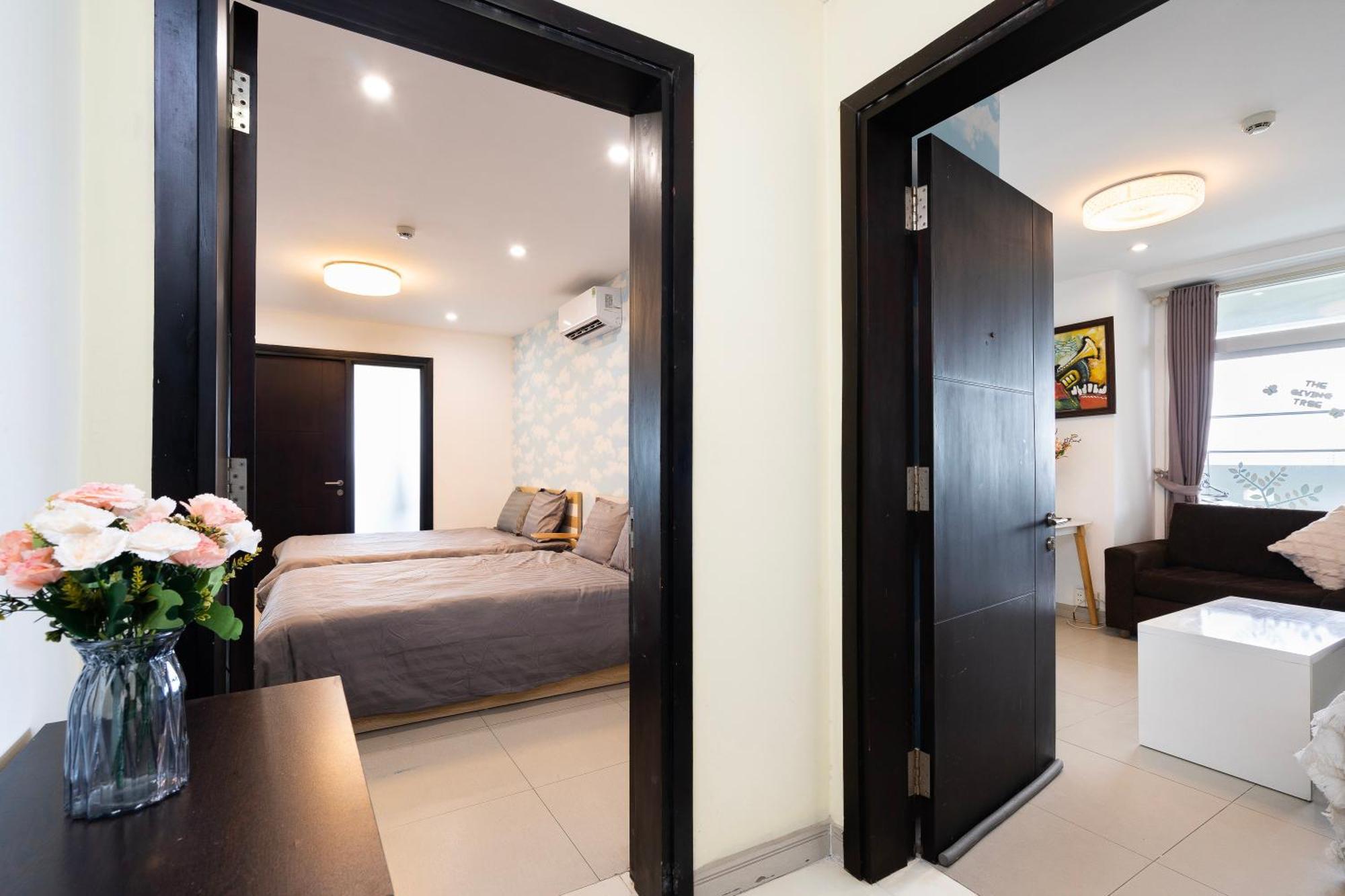 Căn hộ Big Two Bedrooms At The Center TP. Hồ Chí Minh