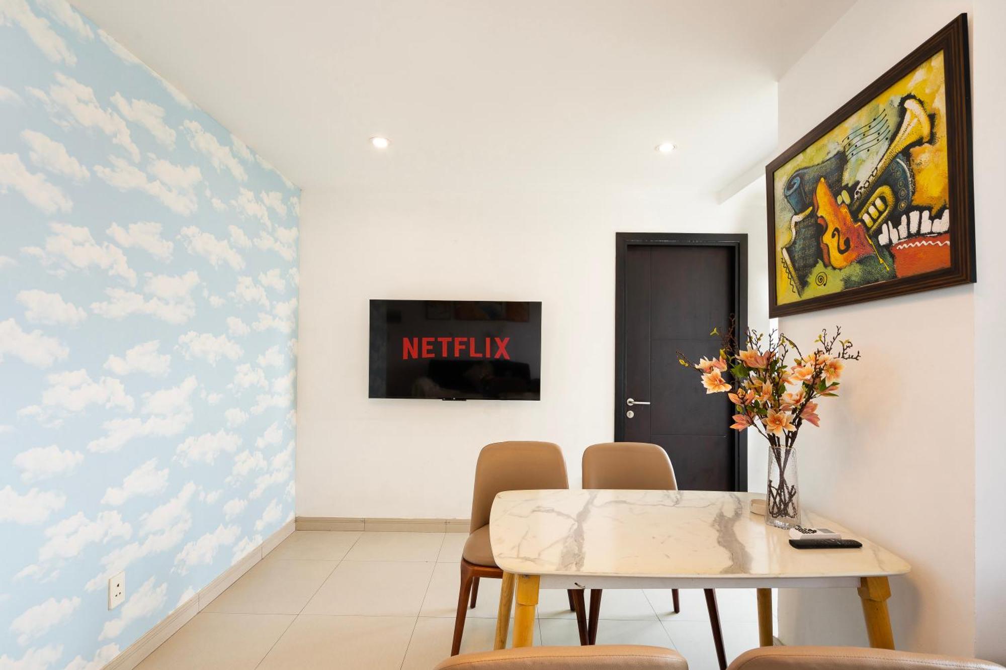 Căn hộ Big Two Bedrooms At The Center TP. Hồ Chí Minh