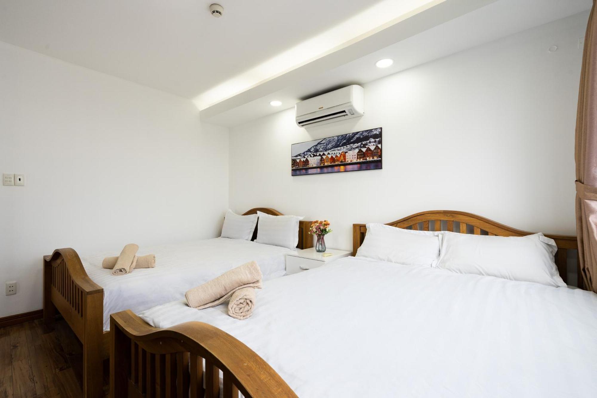Big Two Bedrooms At The Center *